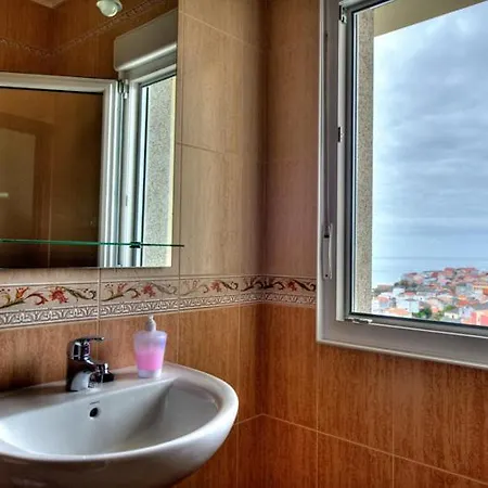 Гостевой дом Mirador Fin Da Terra 2*